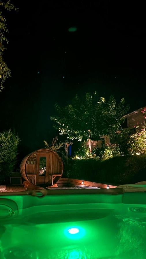 Gite De Charme 5 Etoiles Pour Couple Avec Sauna Et Jacuzzi Exterieurs Privatifs 波格尔 外观 照片